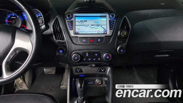 Hyundai Tucson 2015 — фото 15