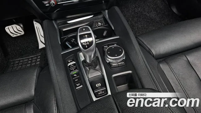 BMW X6 2015 — фото 9