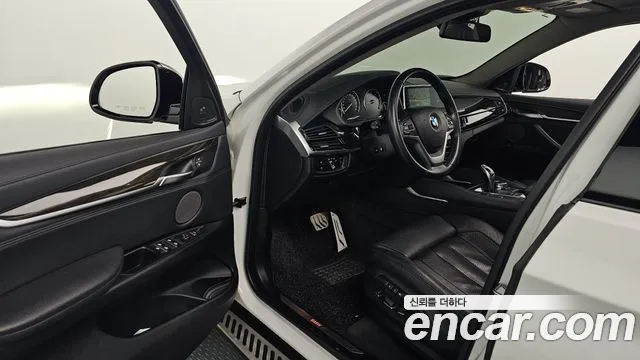 BMW X6 2015 — фото 11