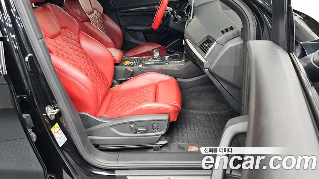 Audi SQ5 2020 — фото 10
