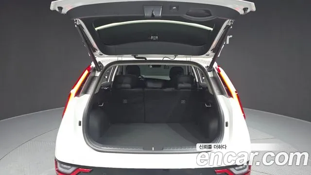 Kia Niro 2025 — фото 20
