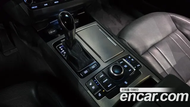 Hyundai Genesis 2015 — фото 9