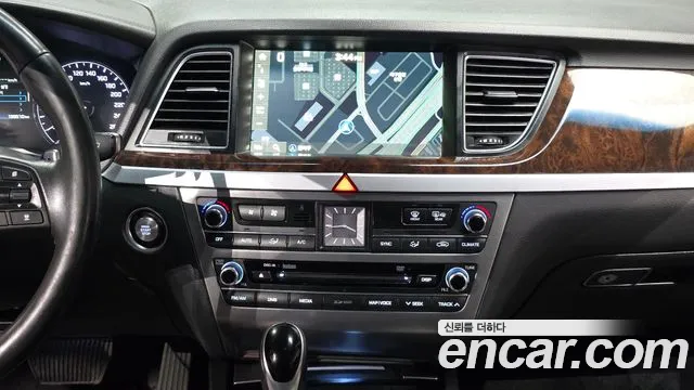 Hyundai Genesis 2015 — фото 14