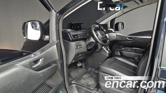 Hyundai Staria 2022 — фото 11