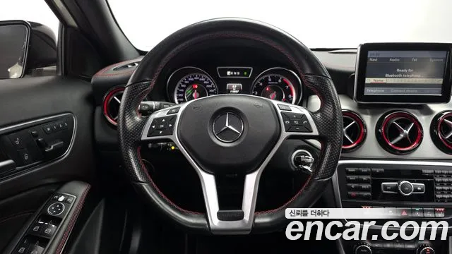 Mercedes-Benz GLA-Class 2015 — фото 13