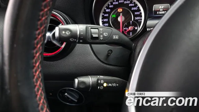 Mercedes-Benz GLA-Class 2015 — фото 18