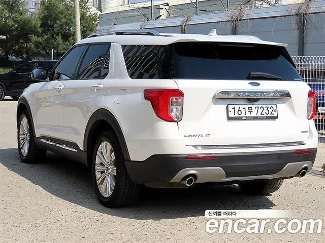 Ford Explorer 2020 — фото 3