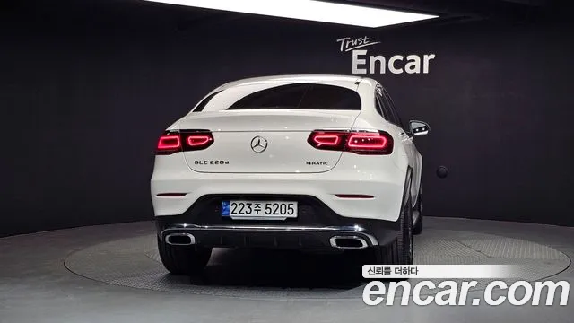Mercedes-Benz GLC-Class 2023 — фото 4