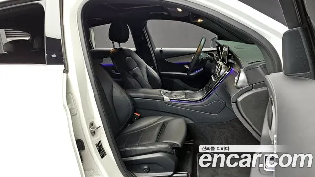 Mercedes-Benz GLC-Class 2023 — фото 10