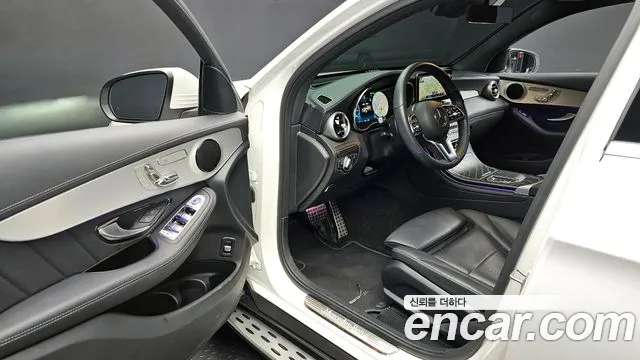 Mercedes-Benz GLC-Class 2023 — фото 11