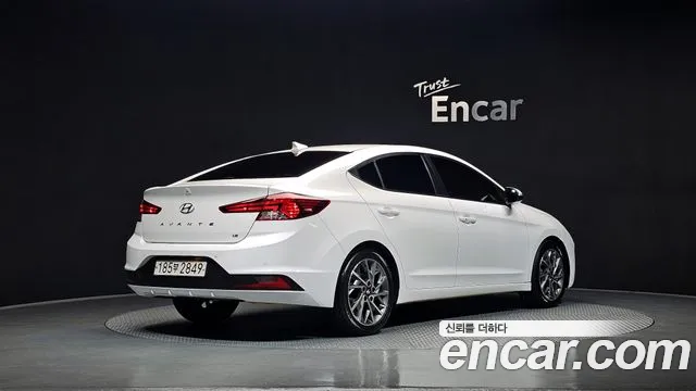 Hyundai AVANTE 2020 — фото 2