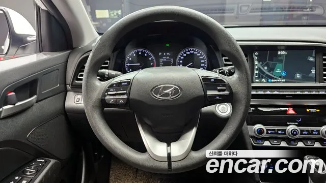 Hyundai AVANTE 2020 — фото 13