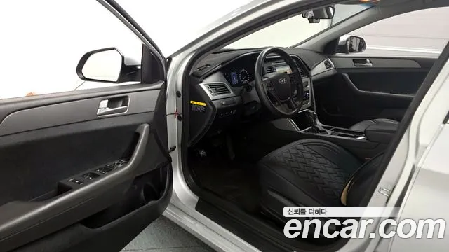 Hyundai Sonata 2015 — фото 10