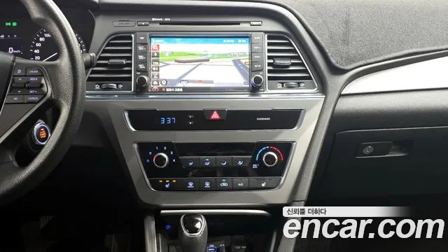Hyundai Sonata 2015 — фото 14