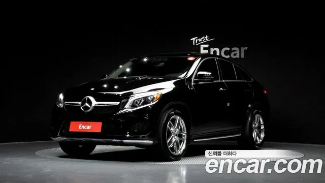 Mercedes-Benz GLE-Class 2017 — фото 1