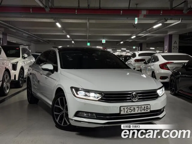 Volkswagen Passat 2018 — фото 1