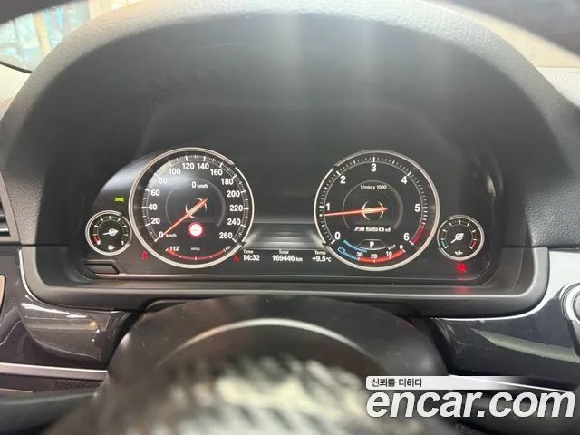 BMW 5-Series 2015 — фото 14