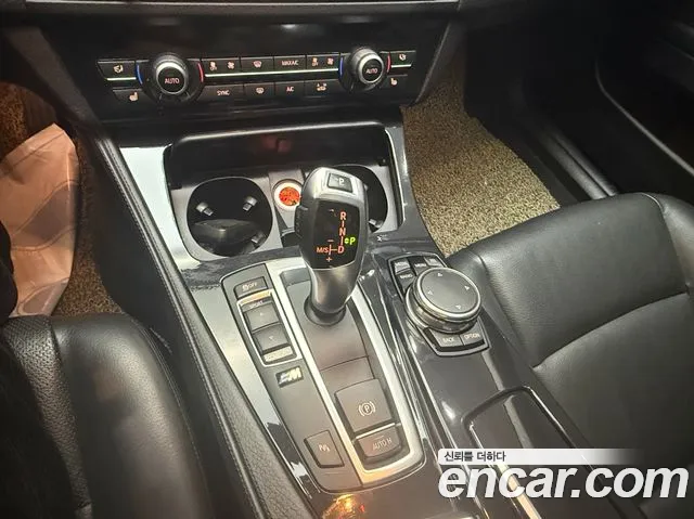 BMW 5-Series 2015 — фото 19