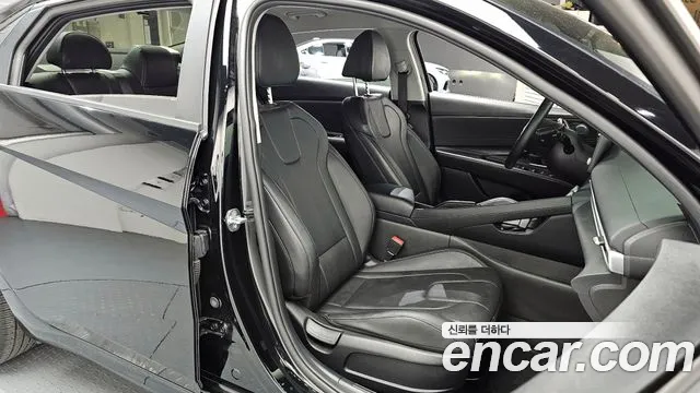Hyundai AVANTE 2021 — фото 12