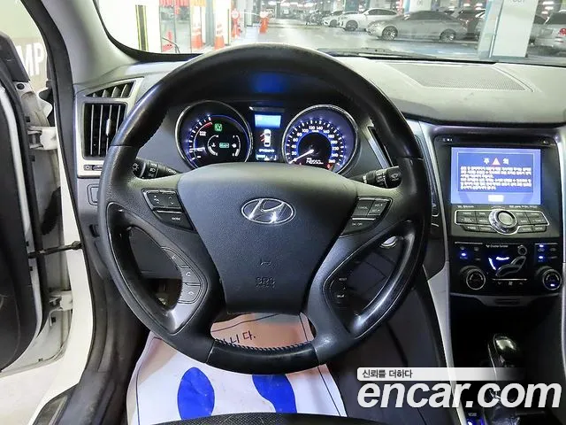 Hyundai Sonata 2012 — фото 12