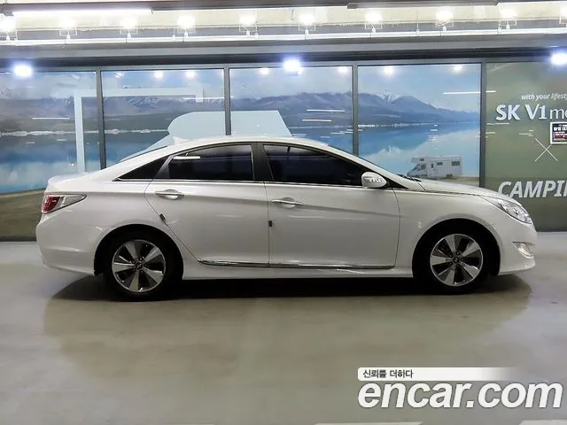 Hyundai Sonata 2012 — фото 19