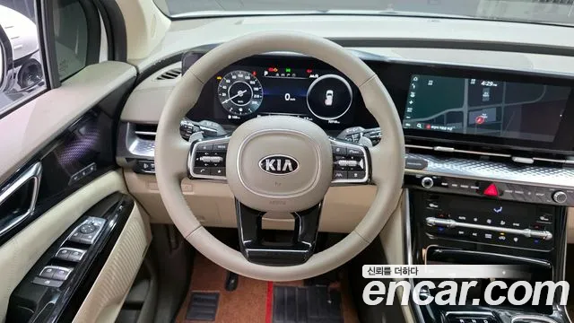 Kia Canival 2021 — фото 13