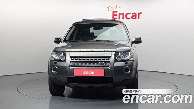 Land Rover Freelander 2010 — фото 3