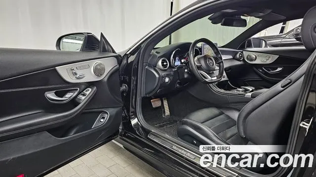 Mercedes-Benz C-Class 2017 — фото 10