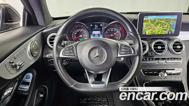 Mercedes-Benz C-Class 2017 — фото 13