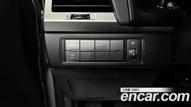 KG_Mobility_Ssangyong Rexton 2018 — фото 15