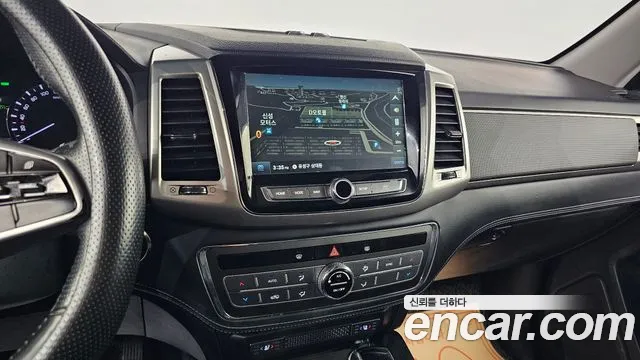 KG_Mobility_Ssangyong Rexton 2018 — фото 17
