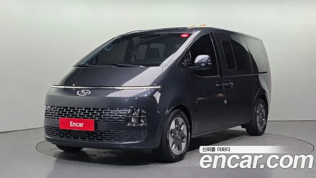 Hyundai Staria