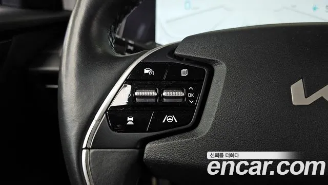 Kia EV6 2022 — фото 17