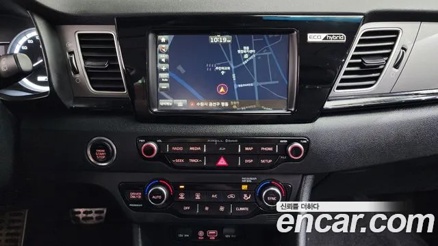Kia Niro 2018 — фото 15
