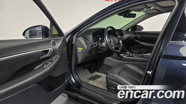 Hyundai Sonata 2020 — фото 10