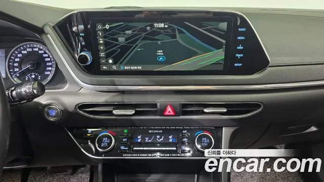 Hyundai Sonata 2020 — фото 14