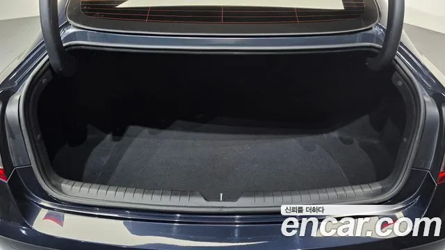 Hyundai Sonata 2020 — фото 20