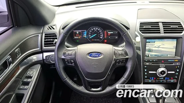 Ford Explorer 2018 — фото 13