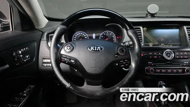 Kia K9 2013 — фото 13
