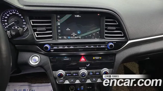 Hyundai AVANTE 2020 — фото 18