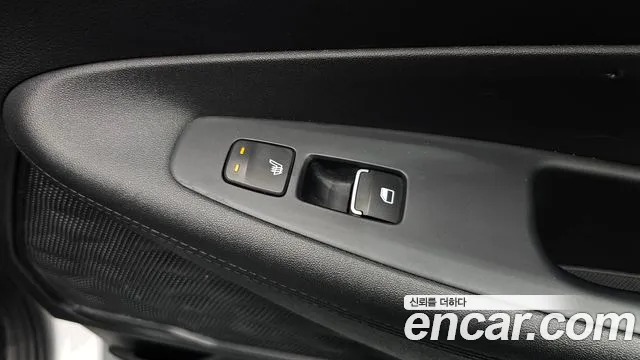 Hyundai Santafe 2023 — фото 18