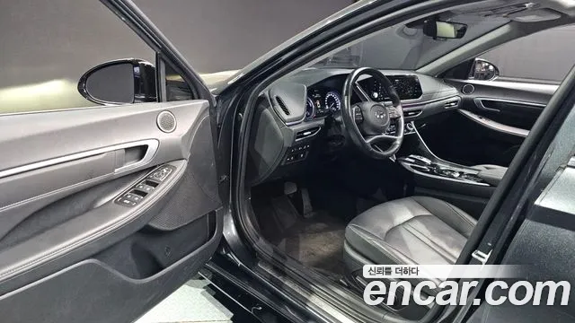 Hyundai Sonata 2022 — фото 12
