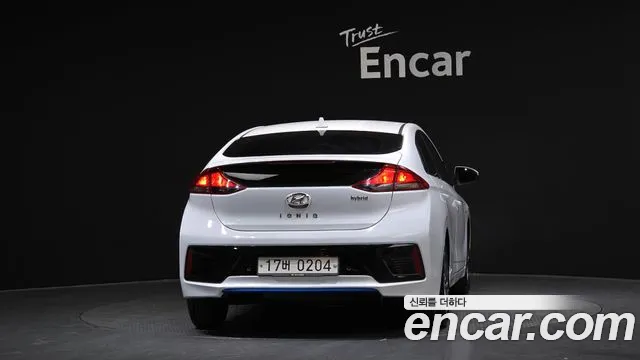 Hyundai Ioniq 2016 — фото 4