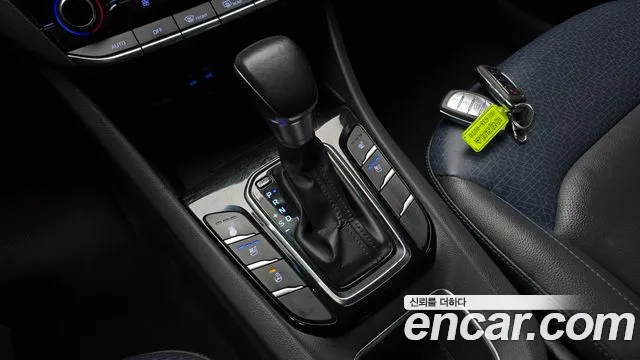 Hyundai Ioniq 2016 — фото 9