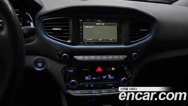 Hyundai Ioniq 2016 — фото 15