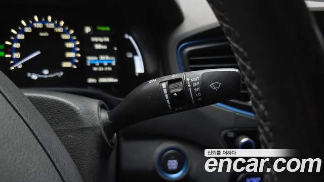 Hyundai Ioniq 2016 — фото 19