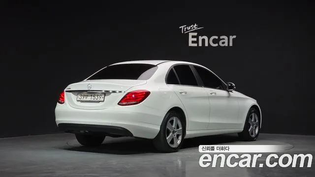 Mercedes-Benz C-Class 2017 — фото 2
