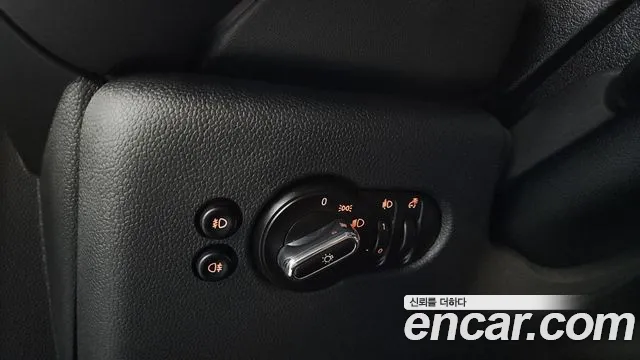 Mini Cooper 2015 — фото 14