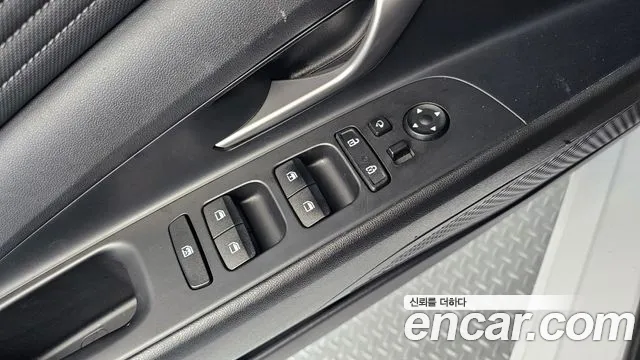 Hyundai AVANTE 2022 — фото 14