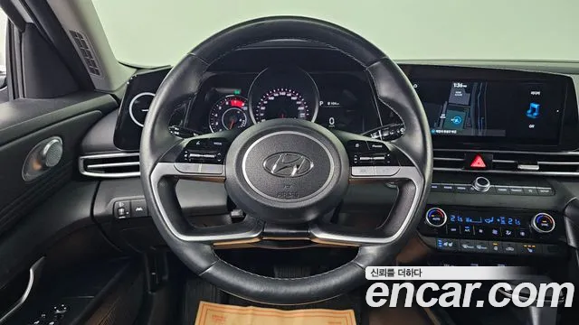 Hyundai AVANTE 2022 — фото 17